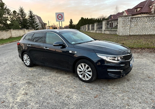 Kia Optima cena 64900 przebieg: 121000, rok produkcji 2017 z Zwoleń małe 352